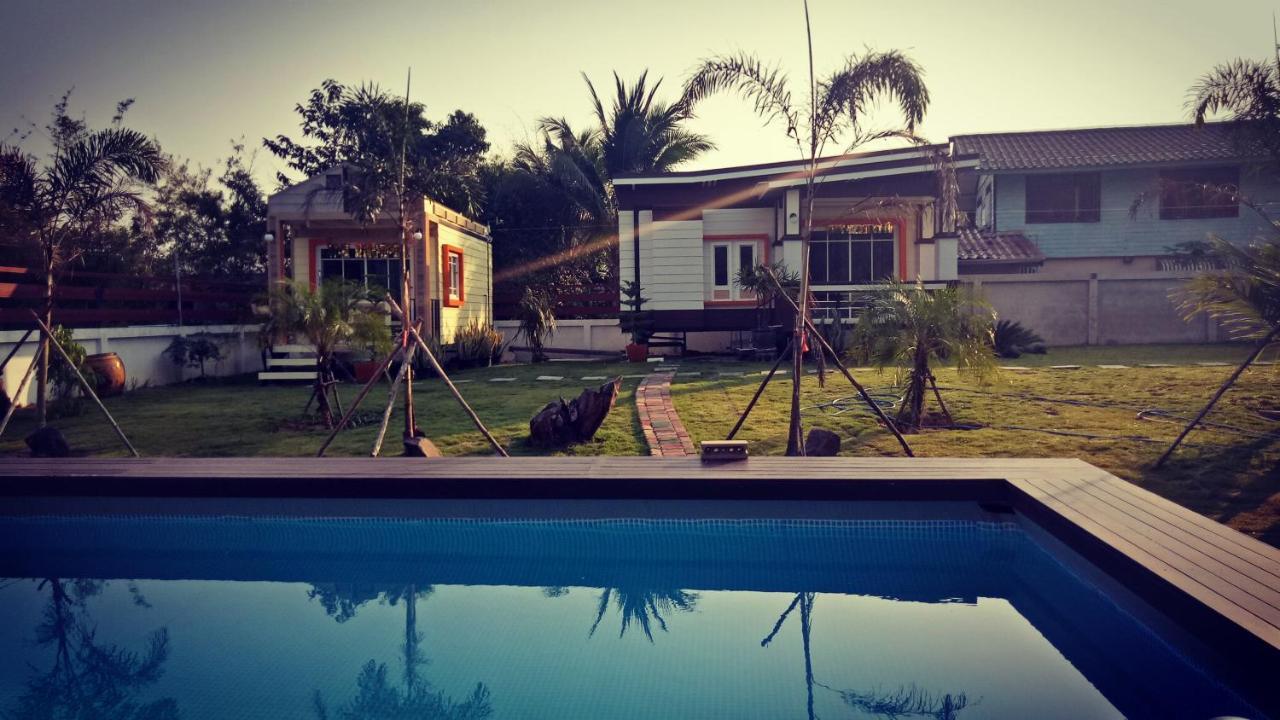 มุกดาสวรรค์ รีสอร์ท - Mukda Sawan Resort Mukdahan Εξωτερικό φωτογραφία