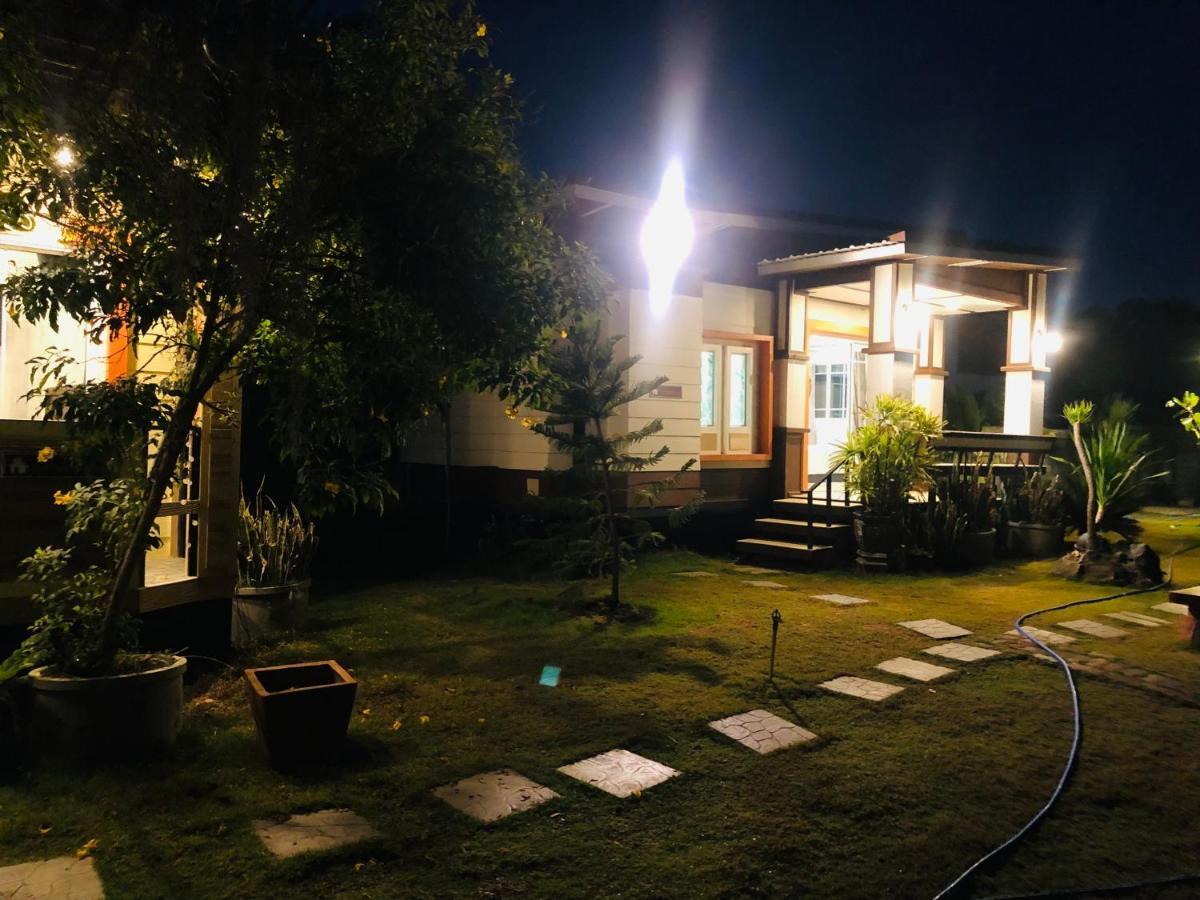 มุกดาสวรรค์ รีสอร์ท - Mukda Sawan Resort Mukdahan Εξωτερικό φωτογραφία