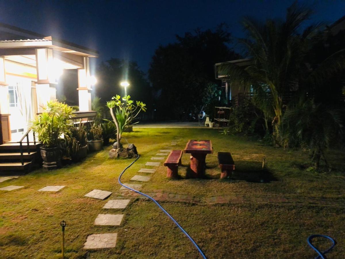 มุกดาสวรรค์ รีสอร์ท - Mukda Sawan Resort Mukdahan Εξωτερικό φωτογραφία