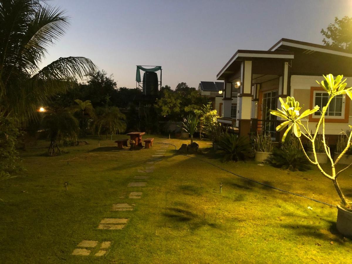มุกดาสวรรค์ รีสอร์ท - Mukda Sawan Resort Mukdahan Εξωτερικό φωτογραφία