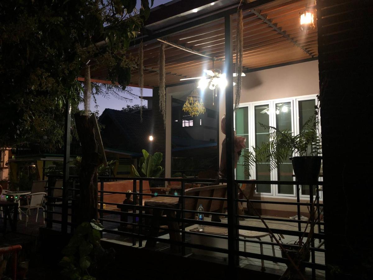 มุกดาสวรรค์ รีสอร์ท - Mukda Sawan Resort Mukdahan Εξωτερικό φωτογραφία